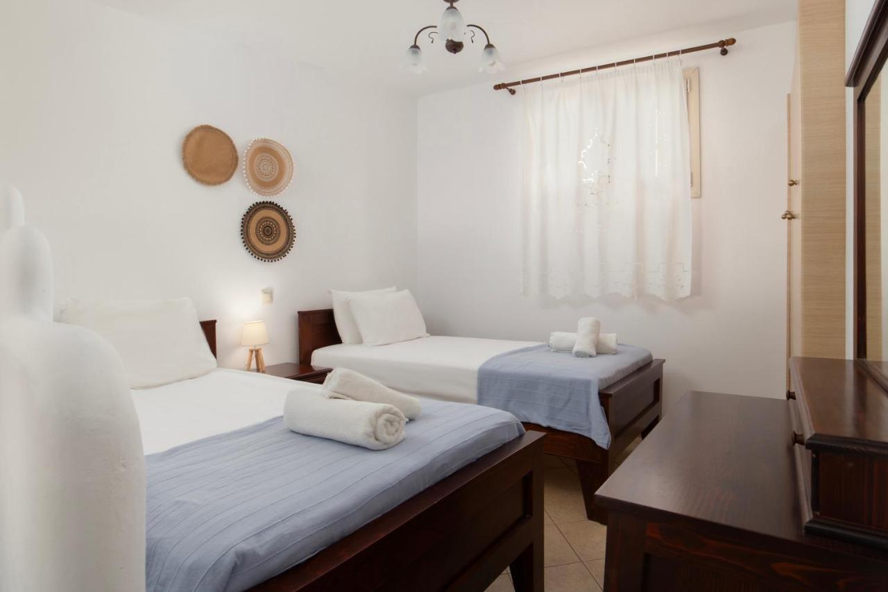 Almar Apartments Batsi  Bagian luar foto