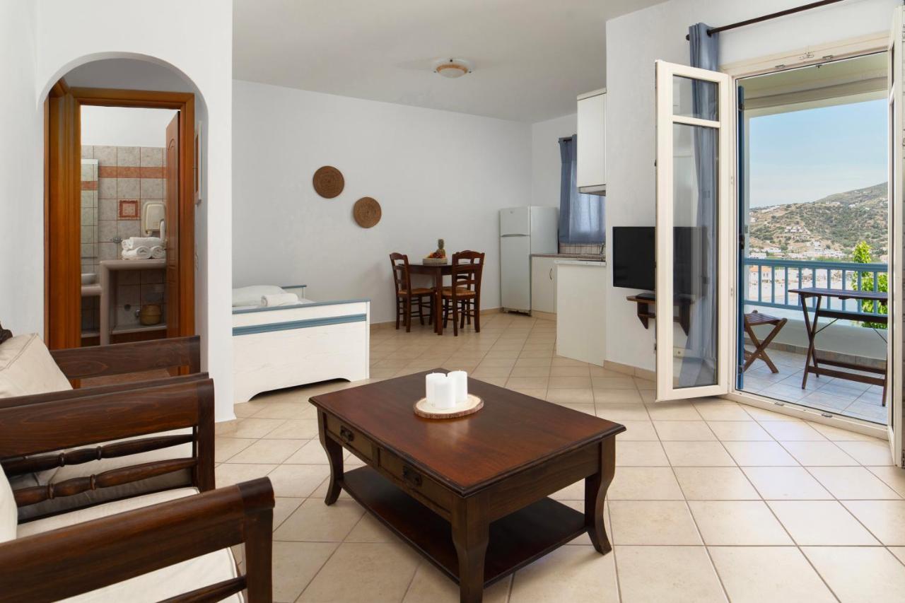 Almar Apartments Batsi  Bagian luar foto