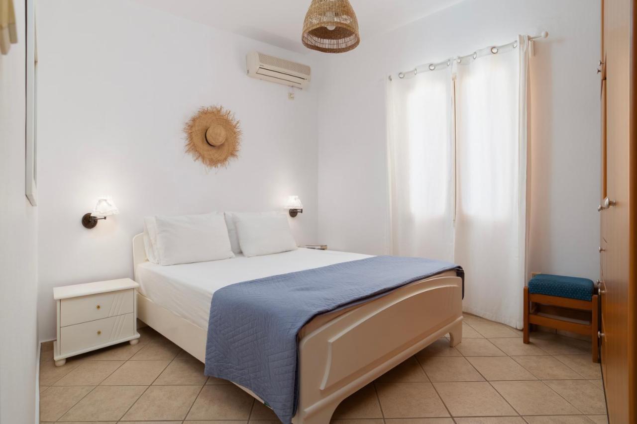 Almar Apartments Batsi  Bagian luar foto